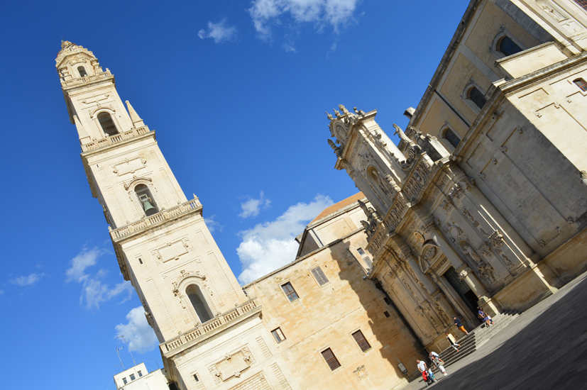 13wlecce-piazzaduomo.jpg