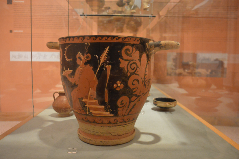 8wbrindisi-museo-vaso.jpg